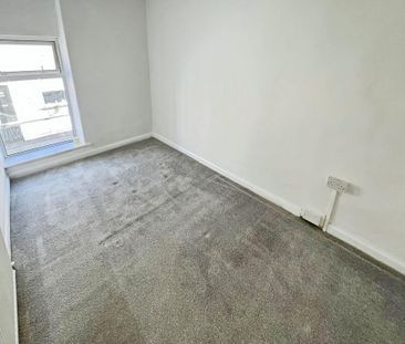 3 bedroom property to rent - Photo 3