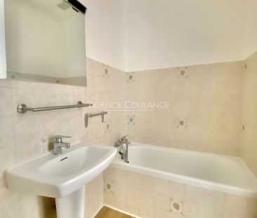 Location Maison 3 pièces 63m² LA CIOTAT 13600 - Photo 4