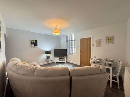 1 bedroom house of multiple occupation to rent - Photo 3
