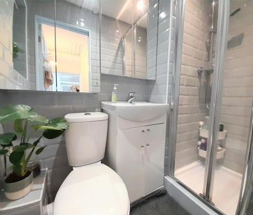 2 bedroom semi-detached house to rent - Photo 5