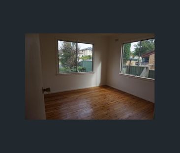 Spacious 4 Bedder - Photo 1