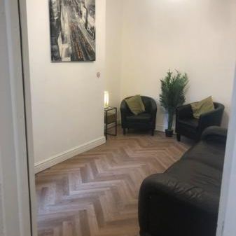 Queen Anne Street, Stoke-On-Trent, ST4 - Photo 1