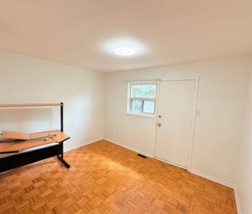 For Lease - 37 Tineta Crescent, Toronto, Ontario - Photo 6