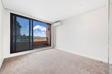 D806/26 Point Street, Pyrmont NSW 2009 - Apartment For Rent | Domain - Photo 2