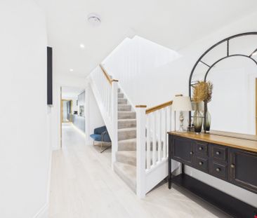 Longwood Lane, Amersham, Buckinghamshire,HP7 - Photo 1