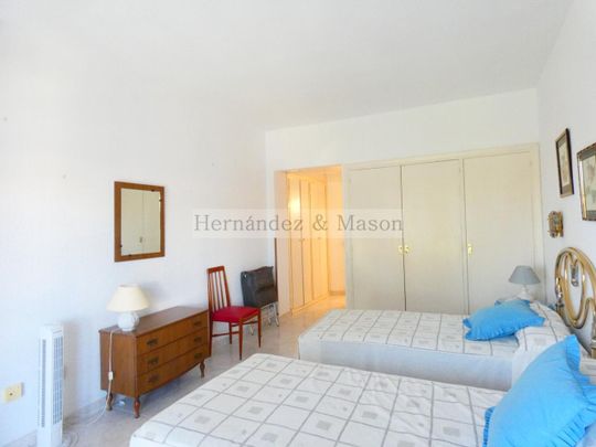 Apartamento en alquiler en Puerto Marina - Photo 1