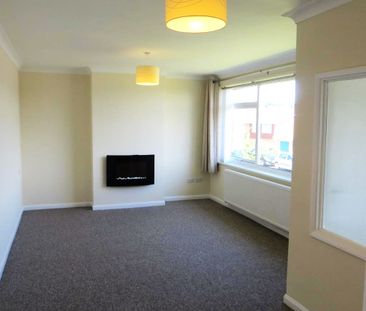 2 bed Bungalow - To Let - Photo 5