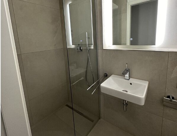 Exklusive 3-Zimmer-Maisonette in Hanau – Kernsaniert und hochwertig ausgestattet! Einbauküche! - Photo 1