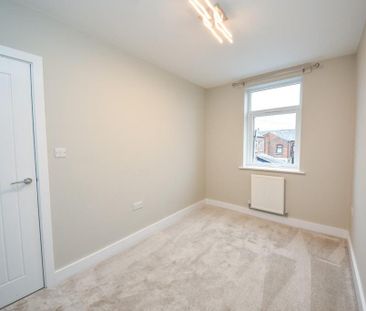 3 bedroom end of terrace house to rent - Photo 6