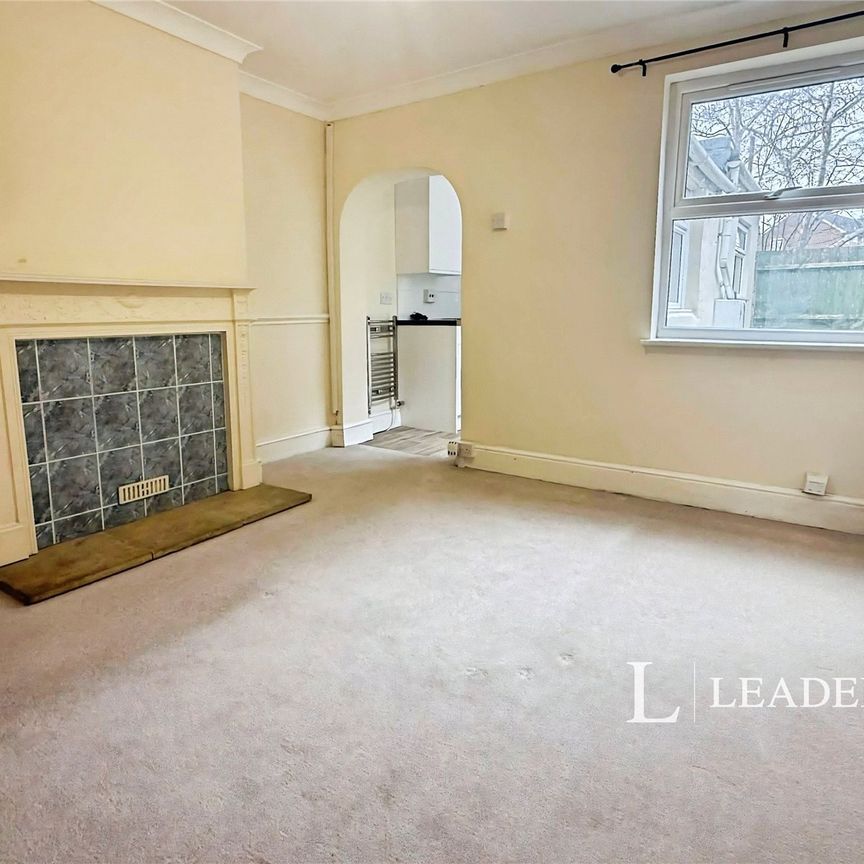 2 bedroom house to rent Russell Place, Cheltenham, Gloucestershire, GL51 - Photo 1