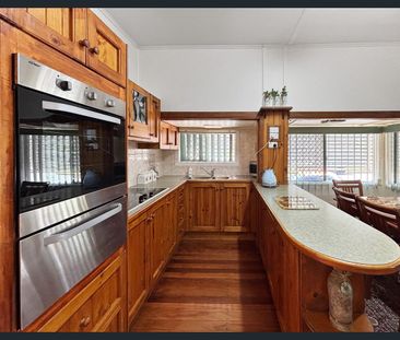 FULLY FURNISHED BOUTIQUE COTTAGE RETREAT - Photo 4