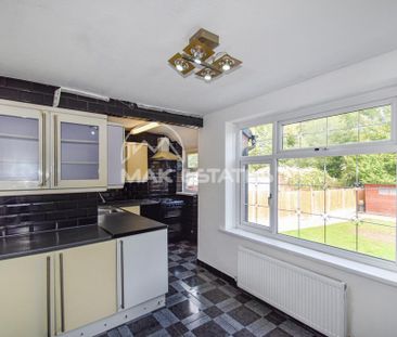 3 bedroom semi-detached house to rent - Photo 3