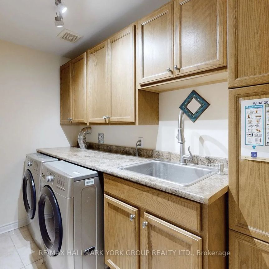 Detached Home For Lease | N9244586 - Photo 1