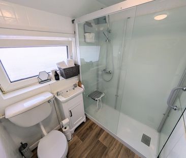 A 3 Bedroom Terraced - Photo 5