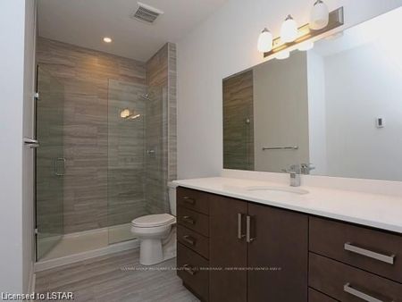 For Lease - 1200 COMMISSIONERS Road Unit# 111, London South, Ontario - Photo 3