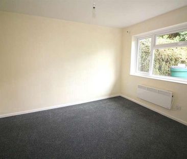St. Andrews Close, Saltash, PL12 - Photo 4