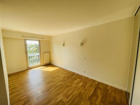 Location Appartement 3 pièces 73m² CHATELLERAULT 86100 - Photo 2