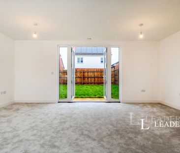 3 bedroom terraced house to rent - Photo 1