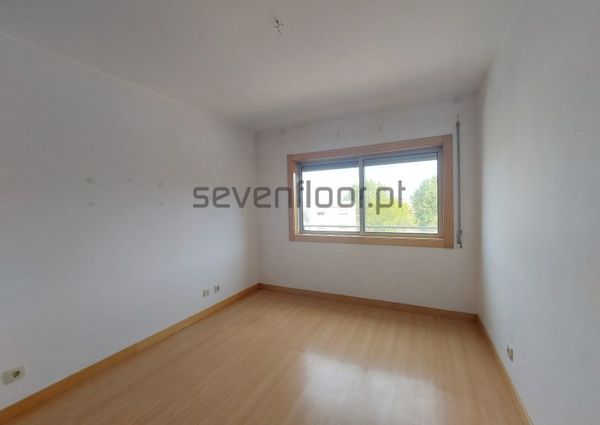 Apartamento T2+1 em Porto