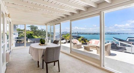 Wrap Around Views With Lots Of Character, Sun ... - Photo 3