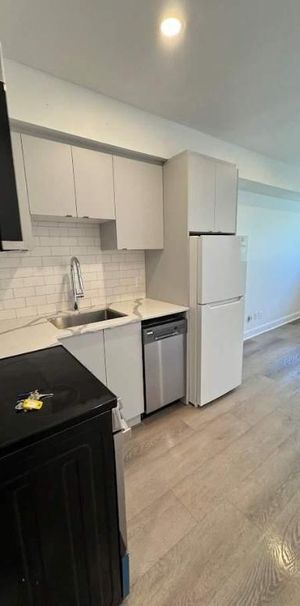 Studio - Montréal - $1,245 /mo - Photo 1