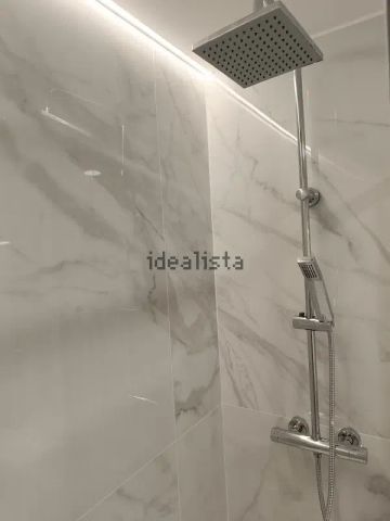 Alquiler de estudio en Calle Lope de Rueda - Photo 3