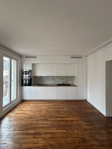 Rue de Montessuy – Vue Tour Eiffel – 50 m² rénové avec balcon - Photo 3