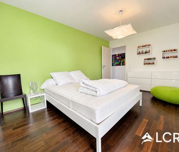 Magnificent furnished apartment of 4.5 rooms - Terrace - Lake view - Photo 4