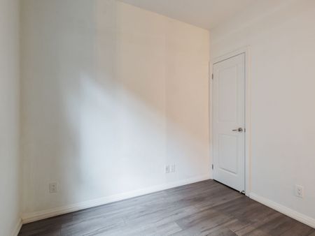 For Lease - 35 Hayden Street Unit# 104, Toronto, Ontario - Photo 3