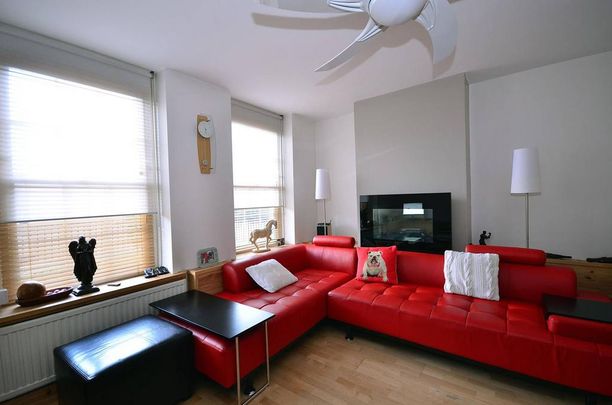 2 bedroom flat to rent - Photo 1