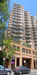 New Paint, New Carpet, Bright & Sunny 2 Bedroom Apartment - Windsor Plaza - Photo 3