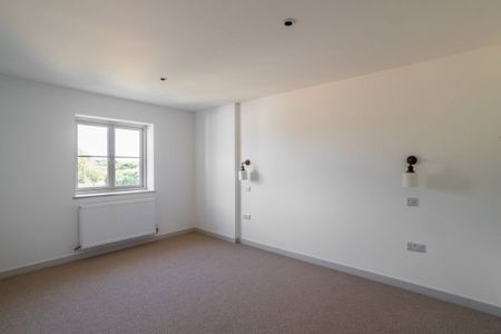 4, Claytons Corner, Church Lane - Photo 2