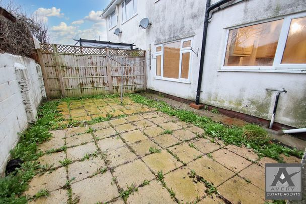 3 Bedroom Semi Detached for Rent - Photo 1