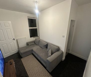 Room in a Shared House, Sitwell Road, S7 - Photo 1