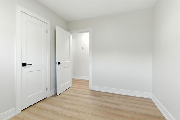 For Lease - 35 Wildewood Avenue Unit# MAIN, Hamilton, Ontario - Photo 1