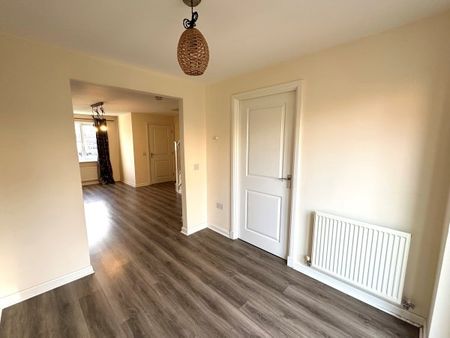 Kings Seat Place, Maddiston - Photo 5