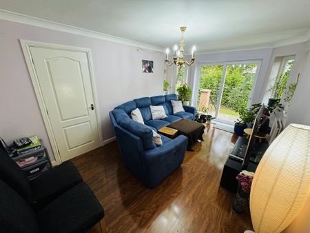 5 bedroom detached house to rent - Photo 4