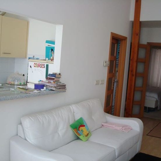 Appartement te huur - Photo 1