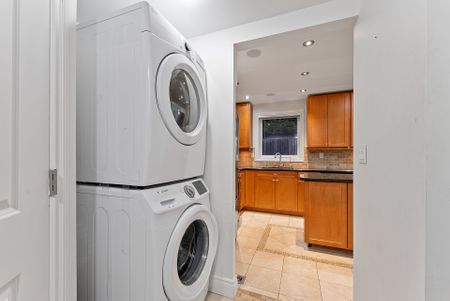 For Lease - 2 Great Oak Drive, Toronto, Ontario - Photo 4