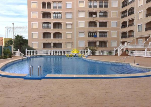 2-BEDROOM APARTMENT FOR RENT IN GUARDAMAR DEL SEGURA, ALICANTE