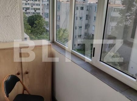 Apartament semidecomadat 2 camere, 50 mp la Piata Centrala. - Fotografie 2
