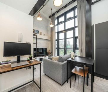 Studio to rent - Photo 1