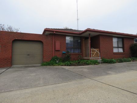 Renovated Two Bedroom Unit in Redan - Photo 5