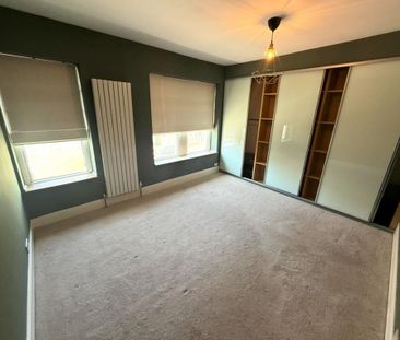 4 bedroom terraced house to rent - Photo 1