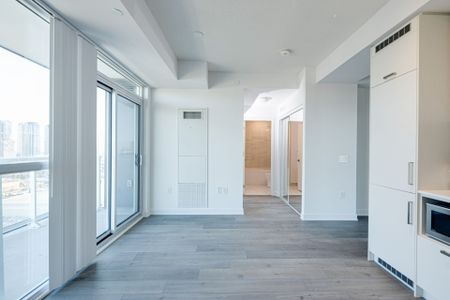 For Lease - 38 Honeycrisp Crescent Unit# 1801, Vaughan, Ontario - Photo 2