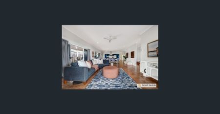 Spacious Retreat in Mount Louisa - Photo 3