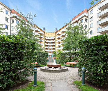 Birger Jarlsgatan, Stockholm - Photo 5