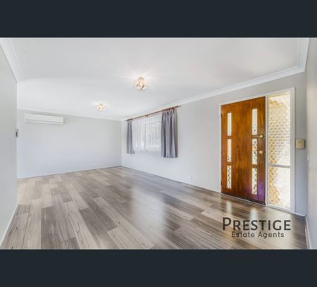 6 Muscat Place, Eschol Park, NSW 2558 - Photo 5