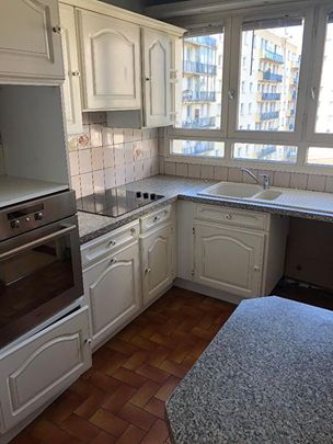 Location Appartement 5 pièces 97m² - Photo 1