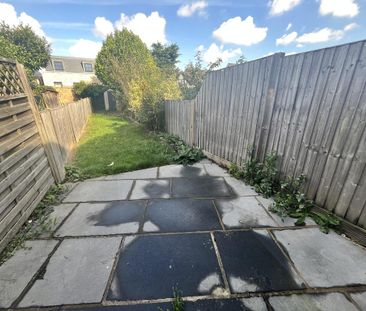 2 bedroom terraced house to rent - Photo 4